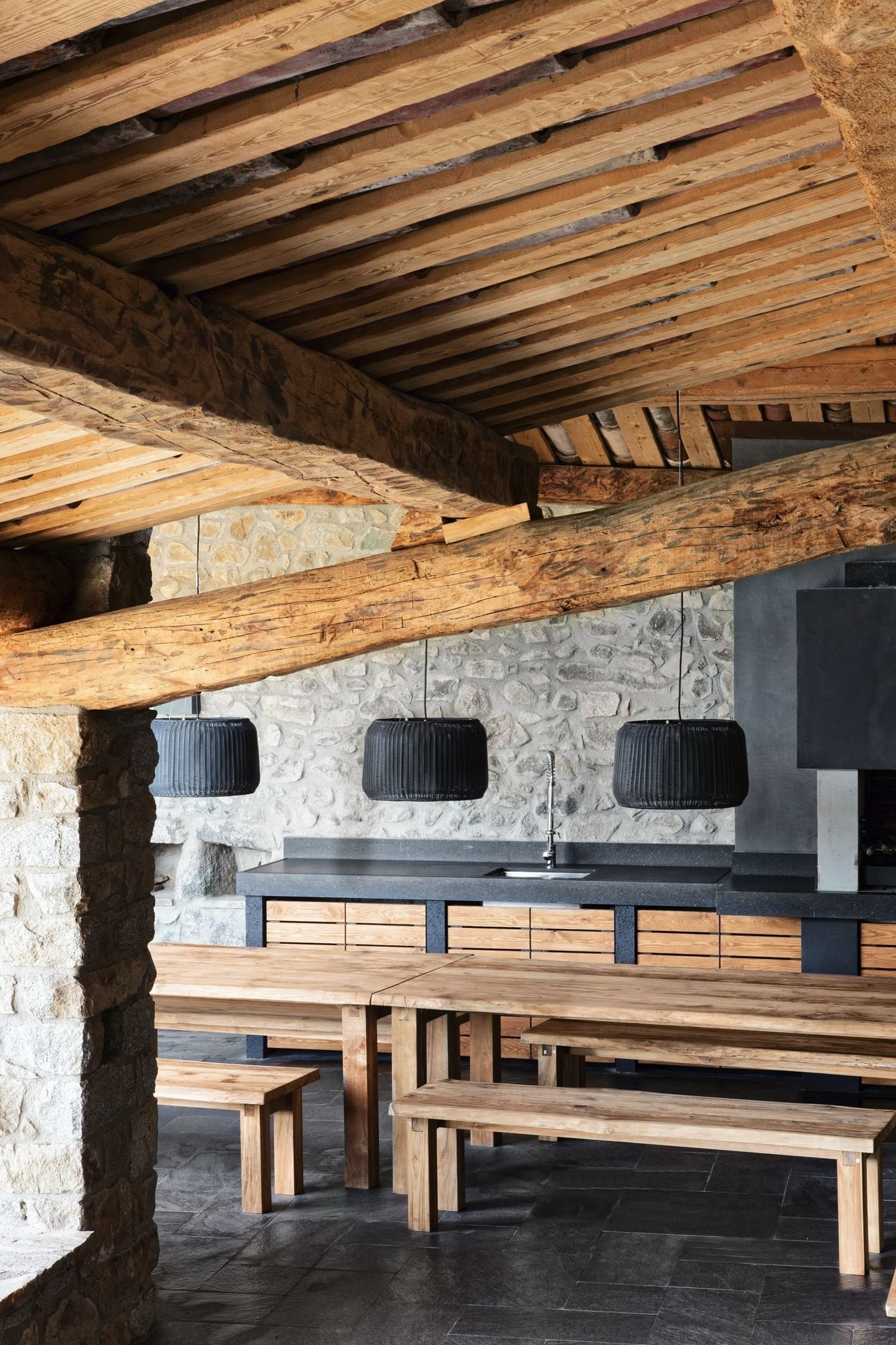 Kamenný statek v Pyrenejích