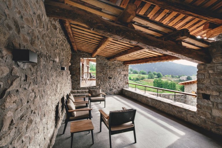 Kamenný statek v Pyrenejích