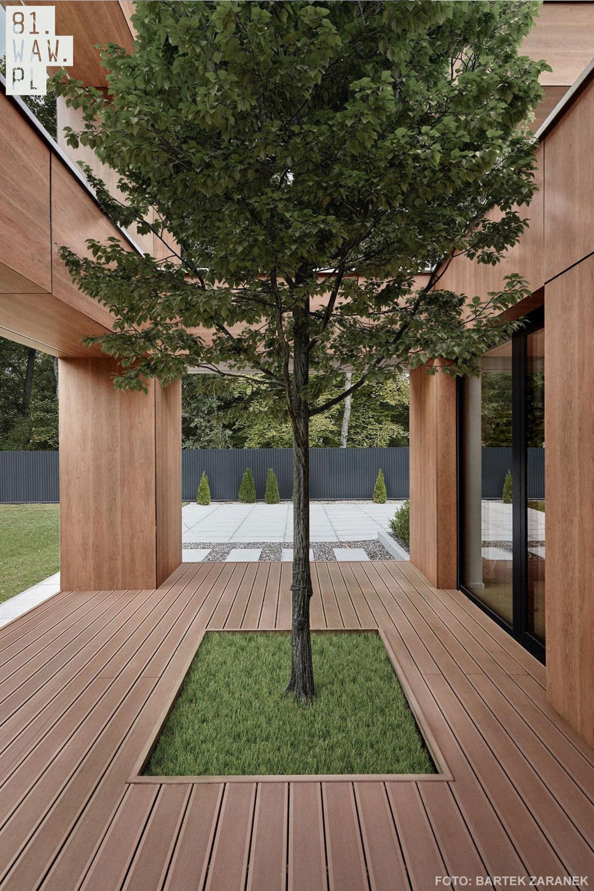 Klasická kostka s průhledy jako moderní dům