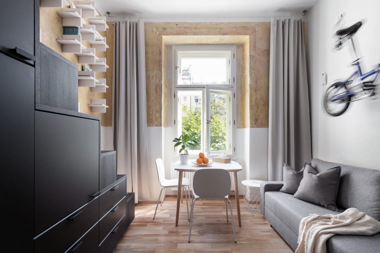 Komfortní bydlení dramatického rázu na 20 m2