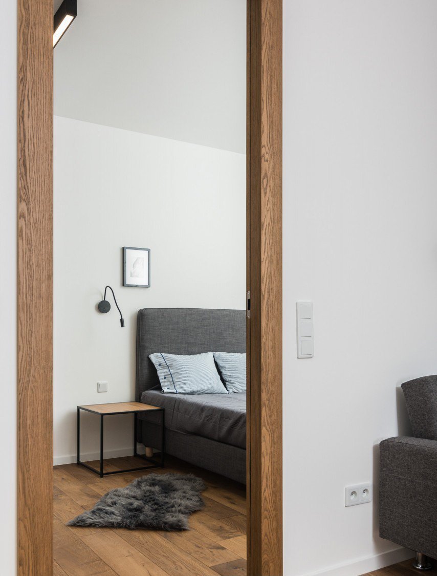 Komfortní byt v šedé barvě