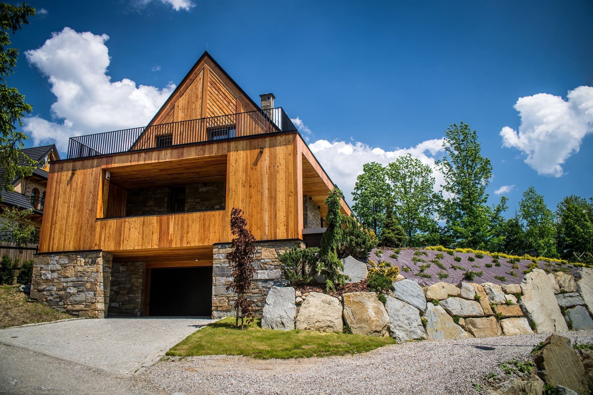 Krásný dům kombinující tradici s modernou