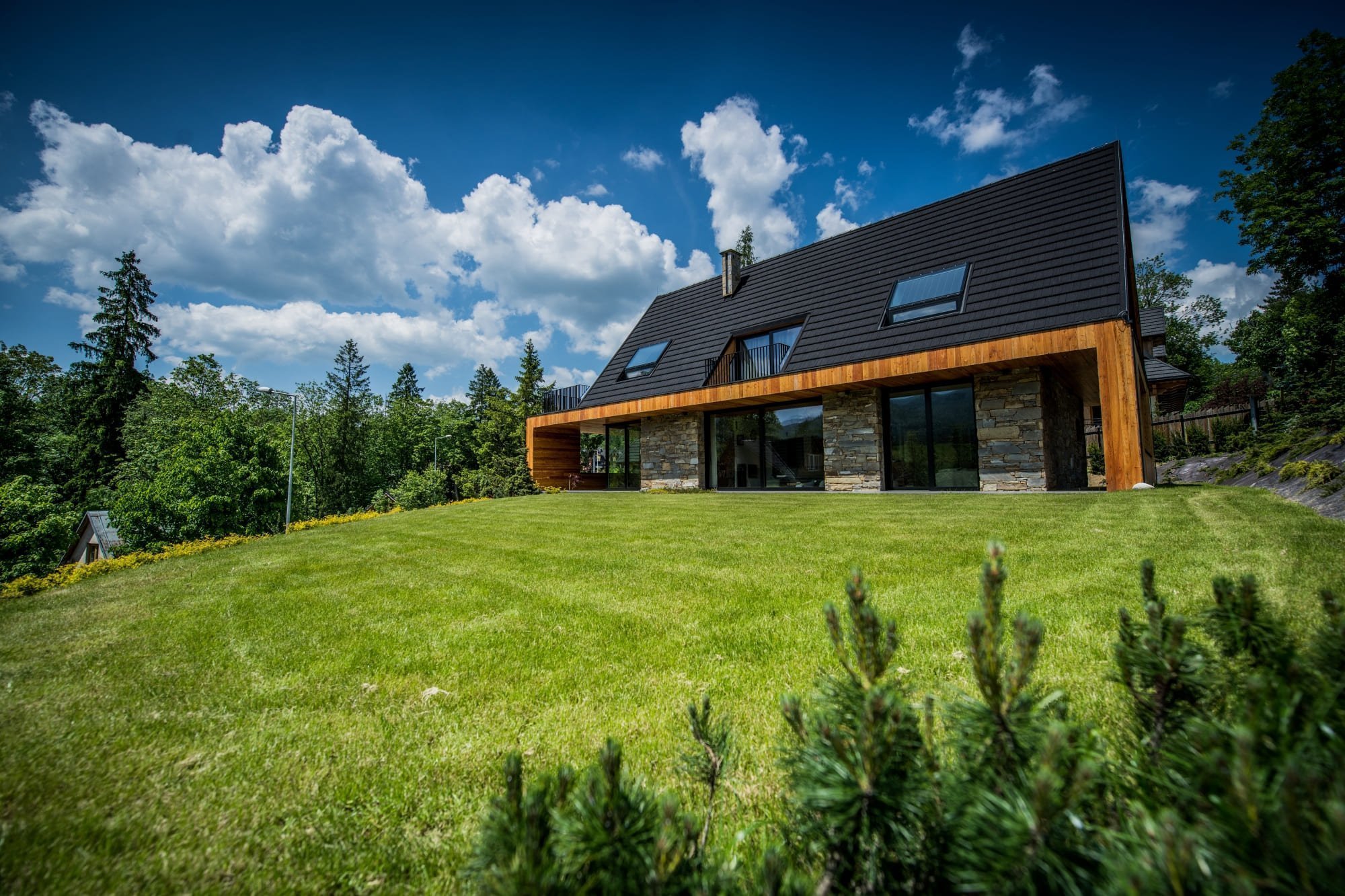 Krásný dům kombinující tradici s modernou