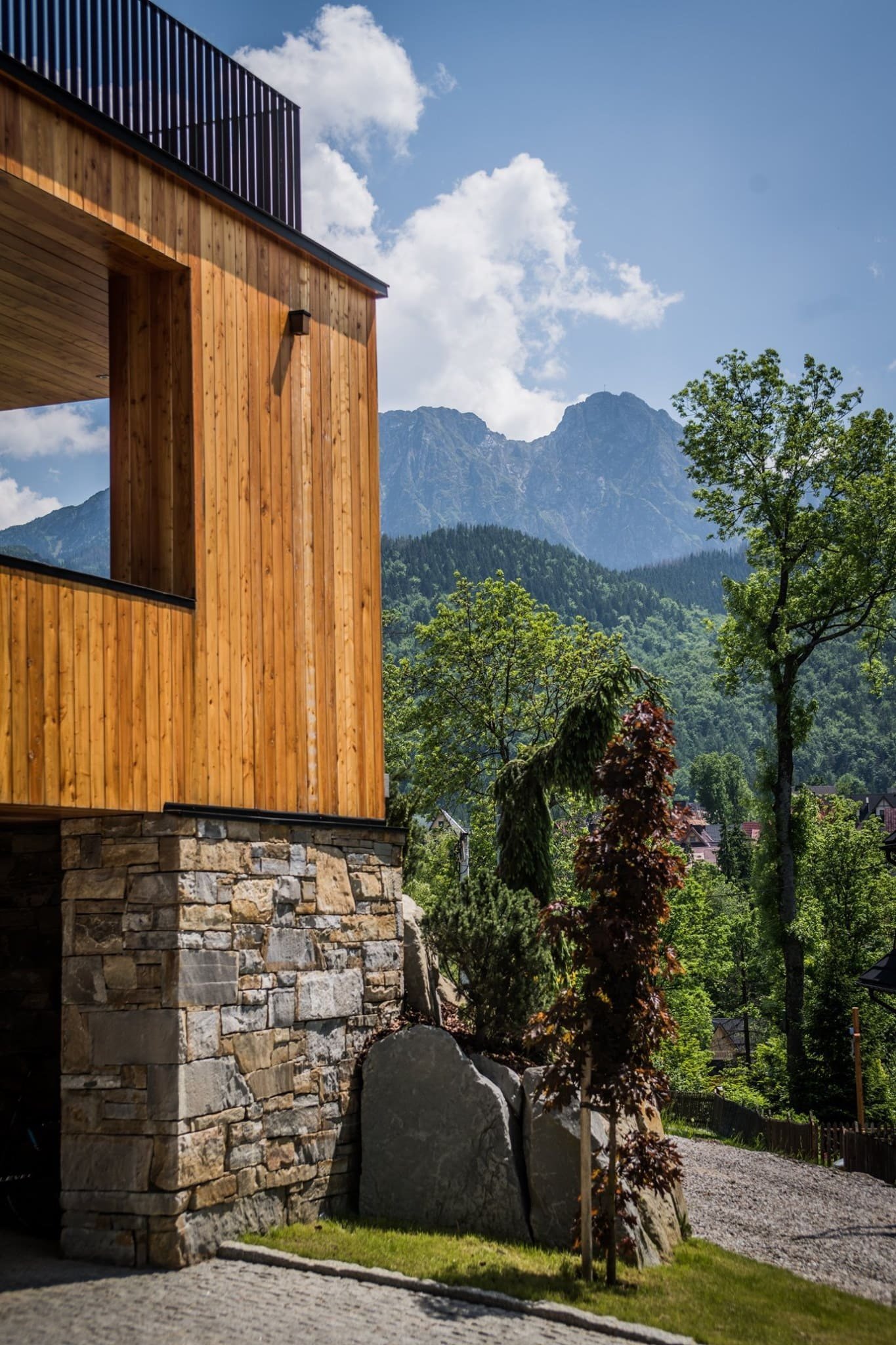 Krásný dům kombinující tradici s modernou