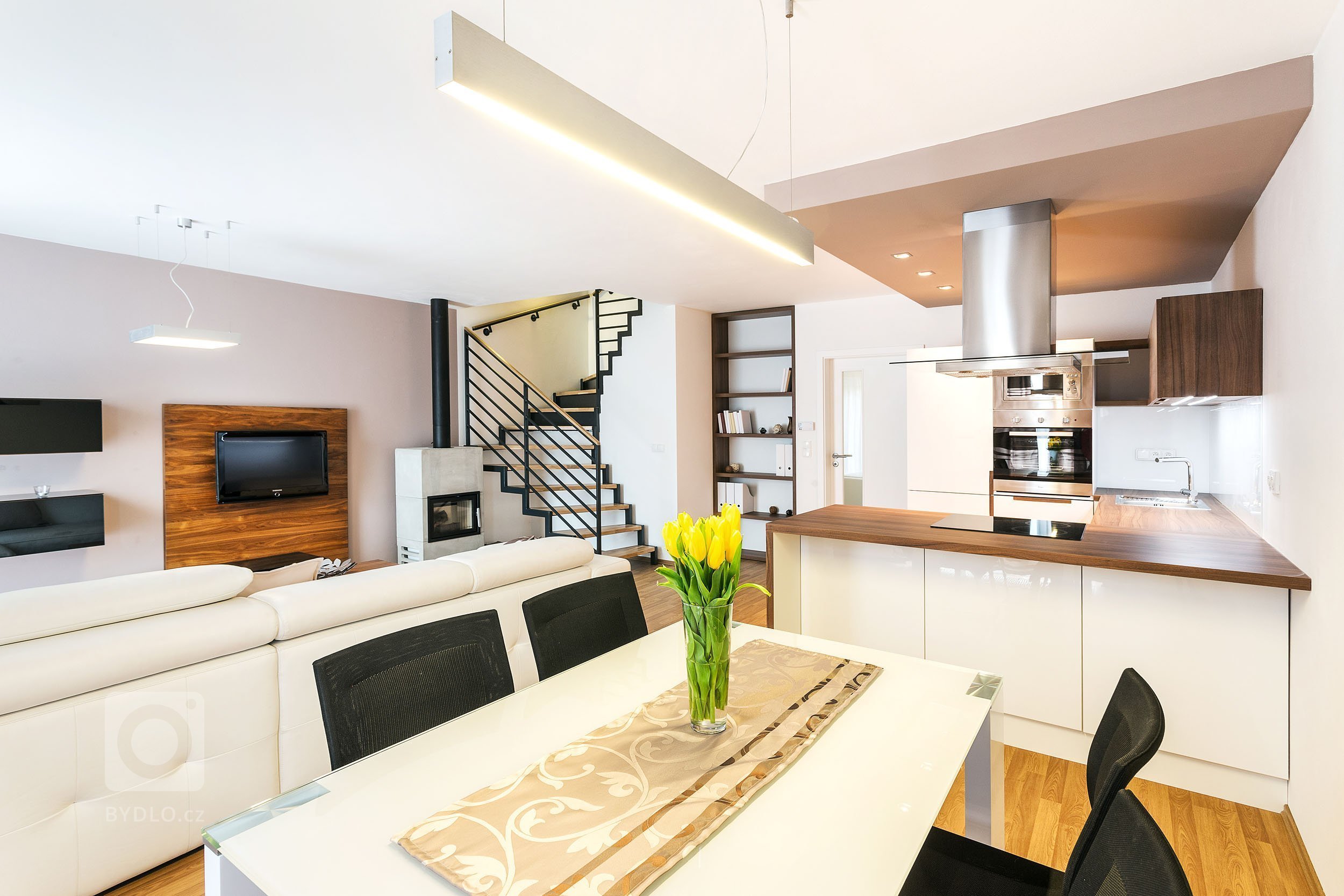 Kuchyně v obývacím pokoji, nebo zvlášť?