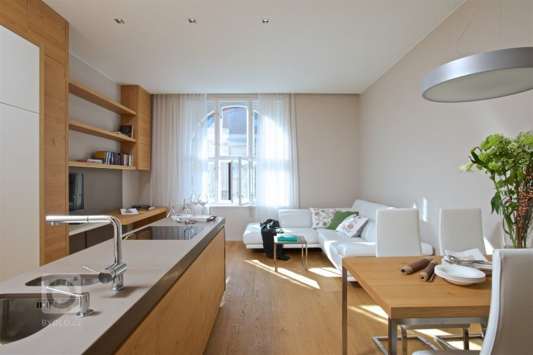 Kuchyně v obývacím pokoji, nebo zvlášť?