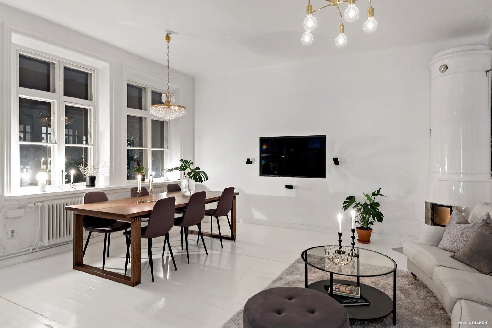 Luxusní bílé podkroví