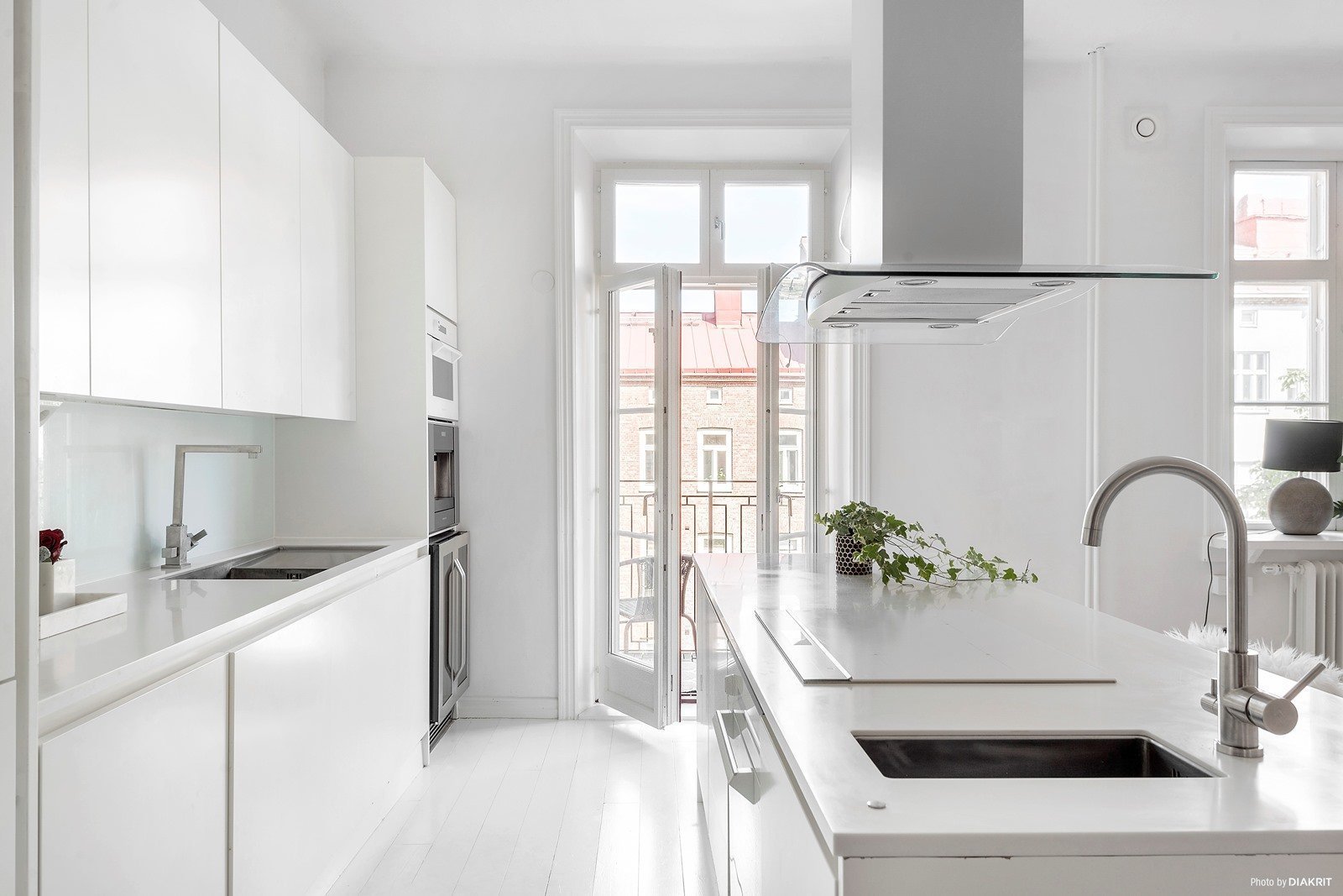 Luxusní bílé podkroví