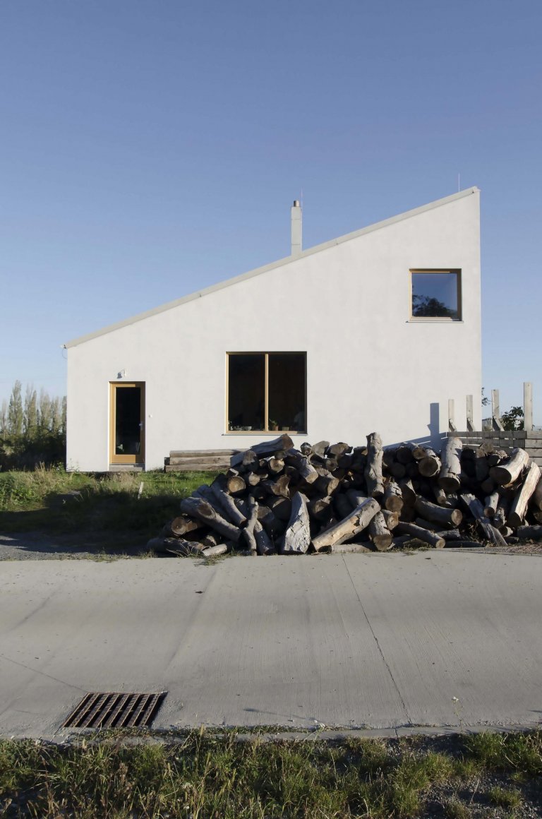 Malá rodinná usedlost plná dynamiky