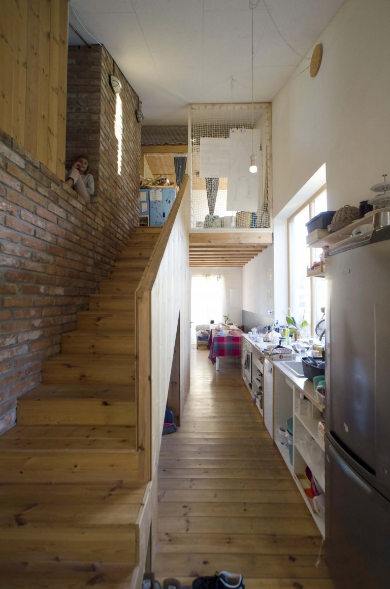 Malá rodinná usedlost plná dynamiky