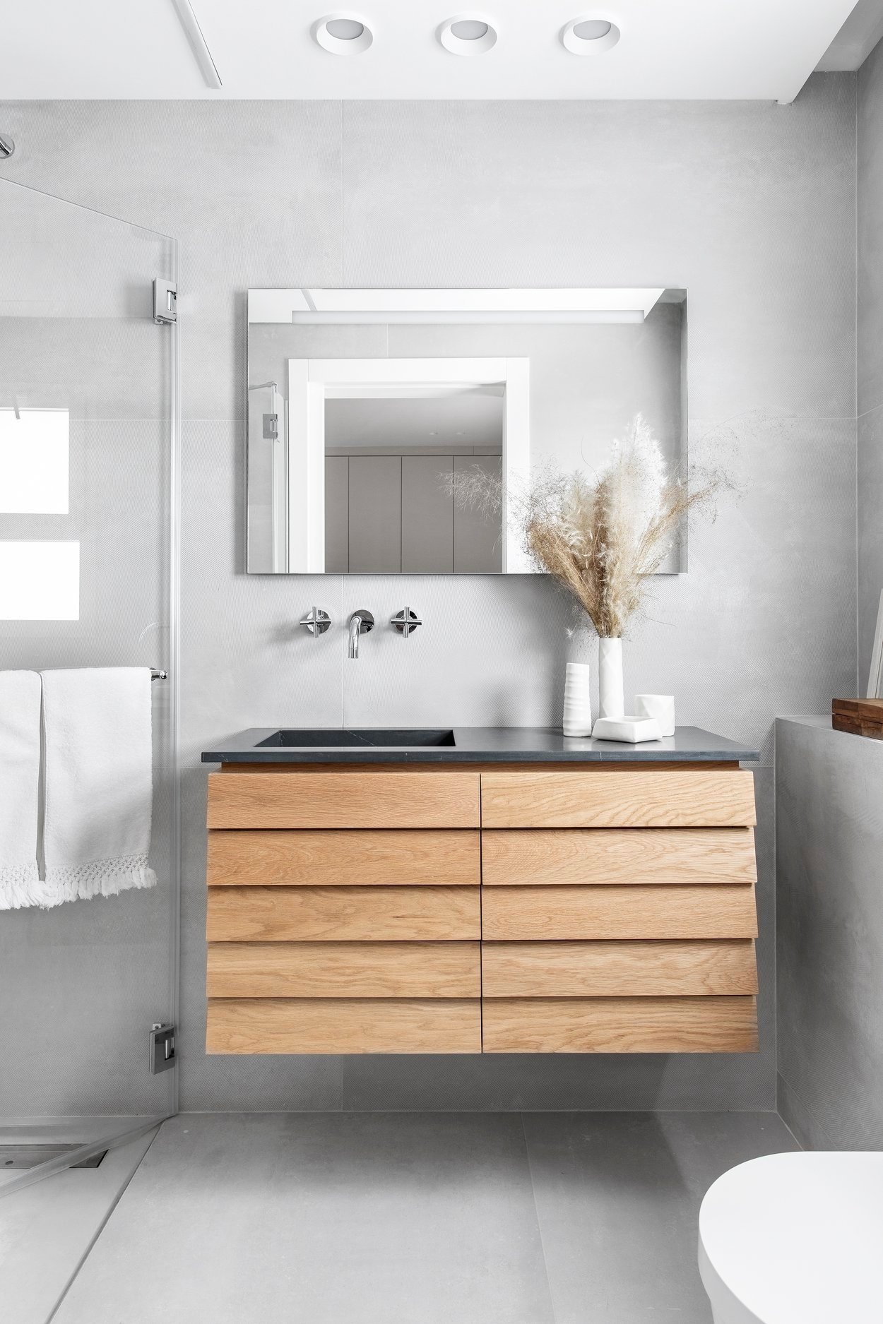 Malý byt v podzimní atmosféře