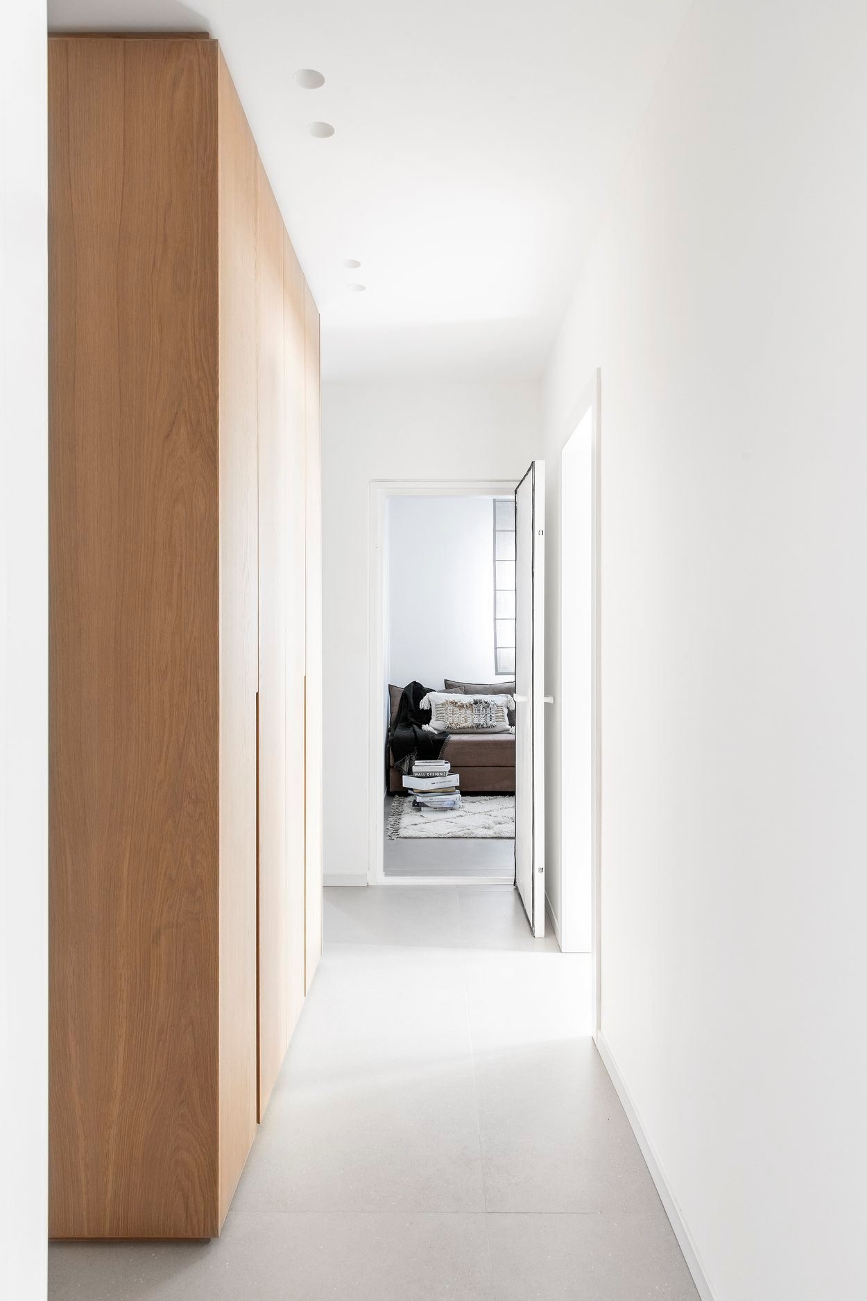 Malý byt v podzimní atmosféře