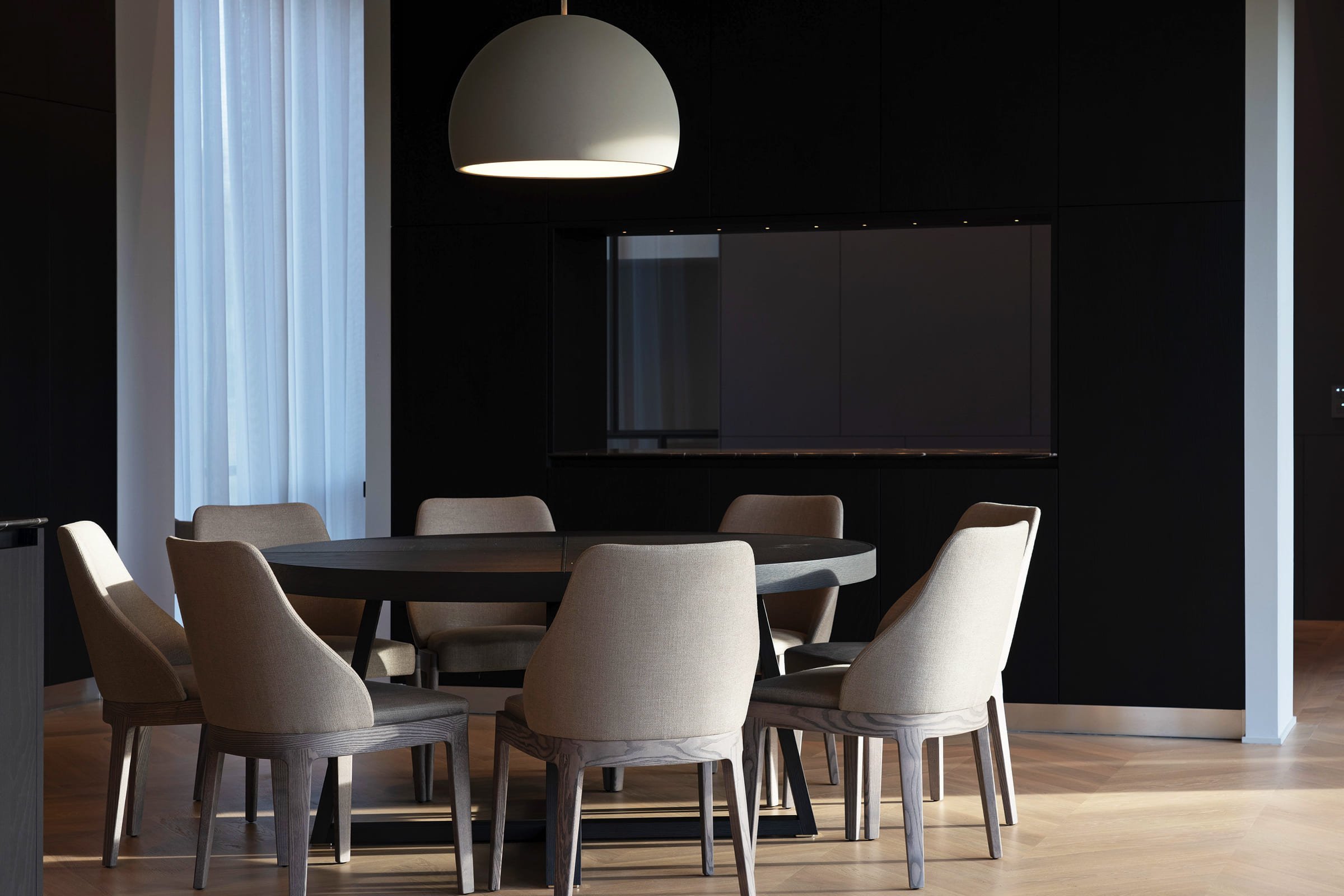 Minimalistická vila s bazénem