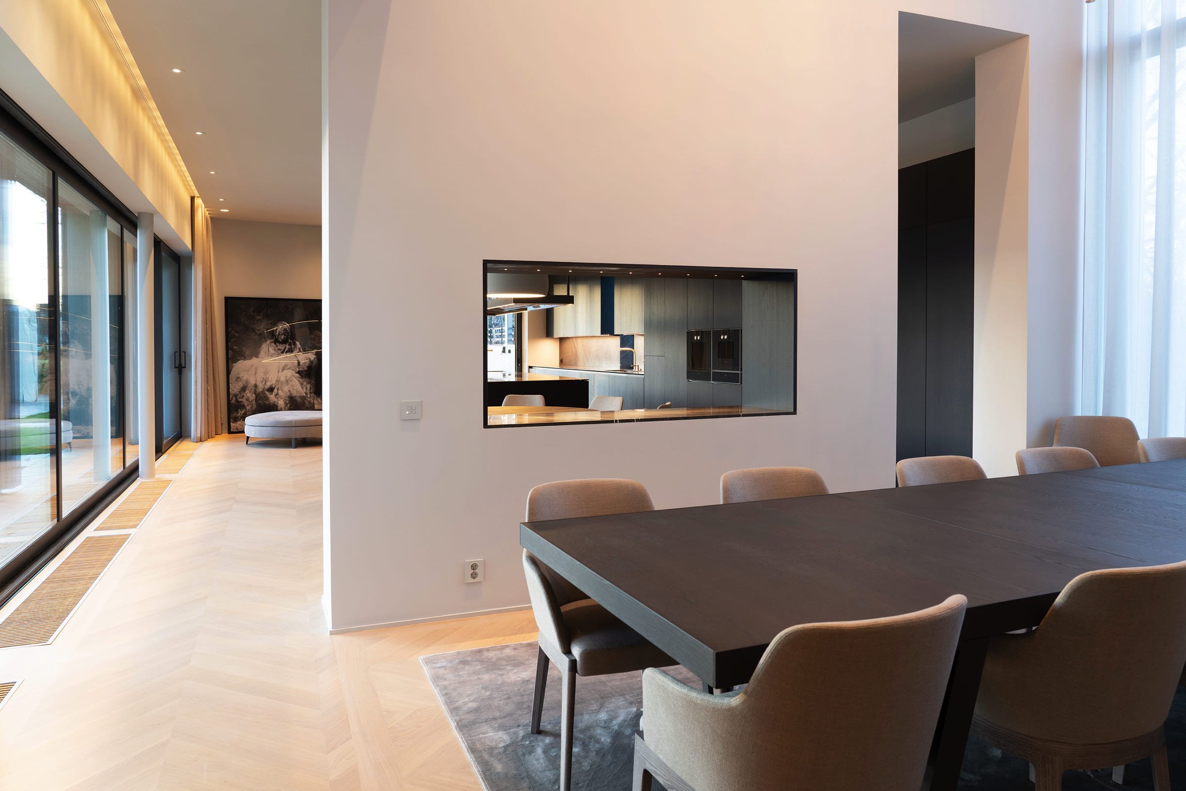 Minimalistická vila s bazénem