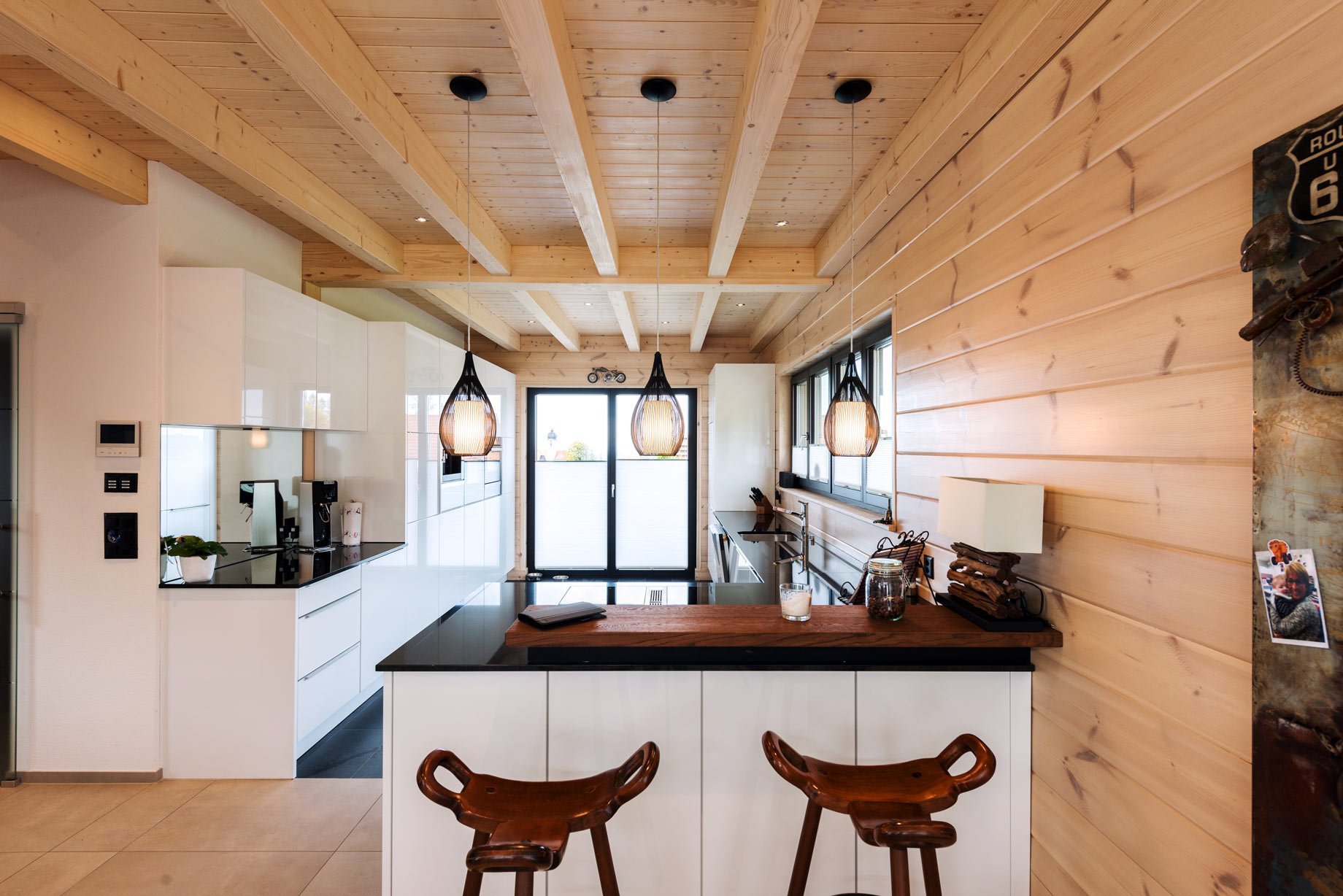 Moderní dřevostavba plná přirozeného světla