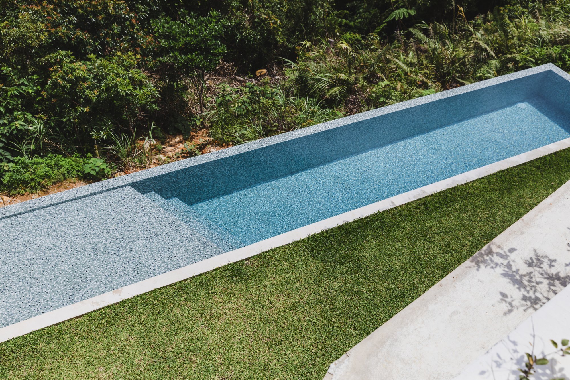 Moderní dům s výhledem na moře