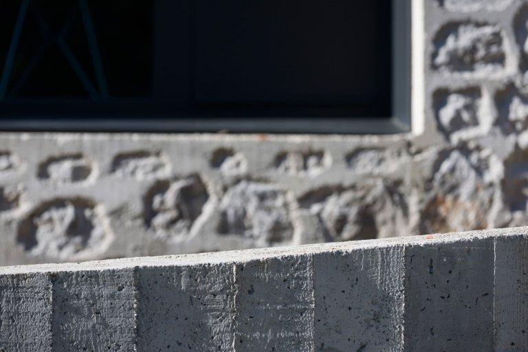 Moderní dům v souladu s tradicí