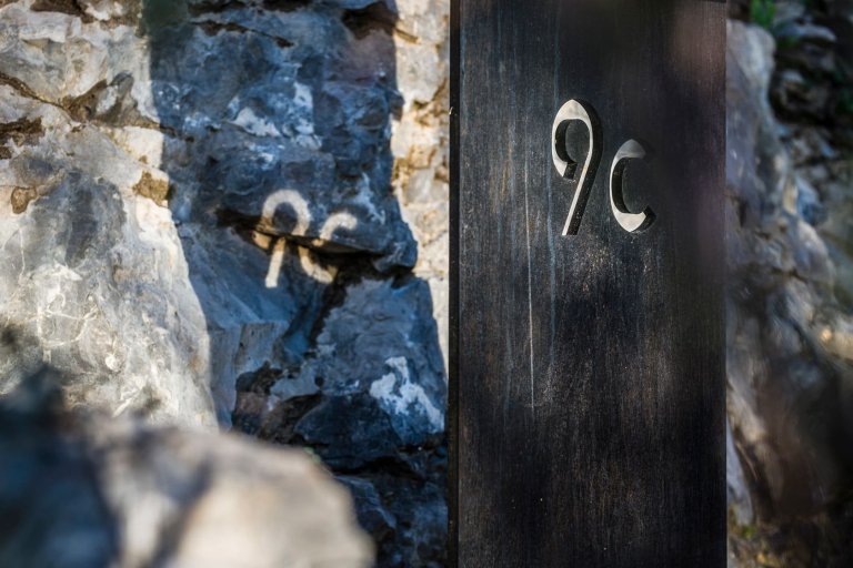 Moderní dům v souladu s tradicí