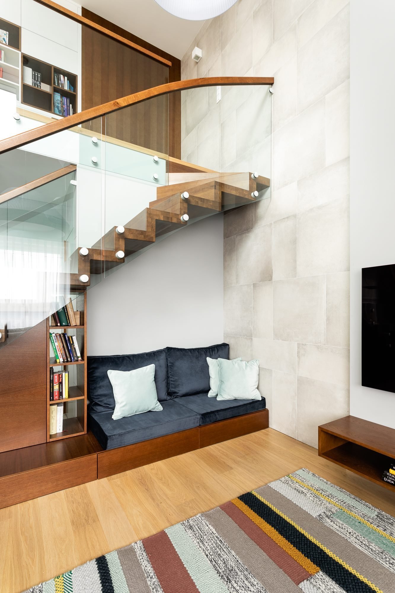 Moderní interiér říznutý retro