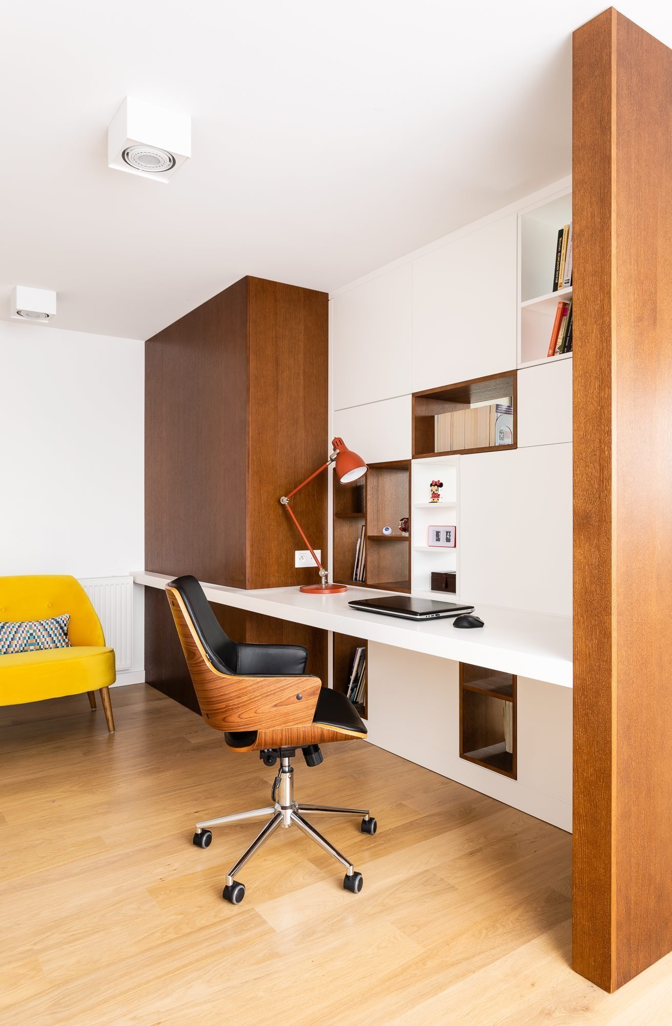 Moderní interiér říznutý retro