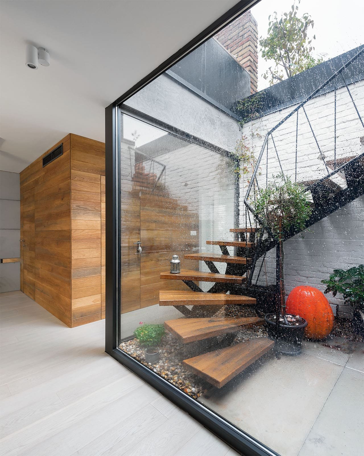 Moderní penthouse s átriem