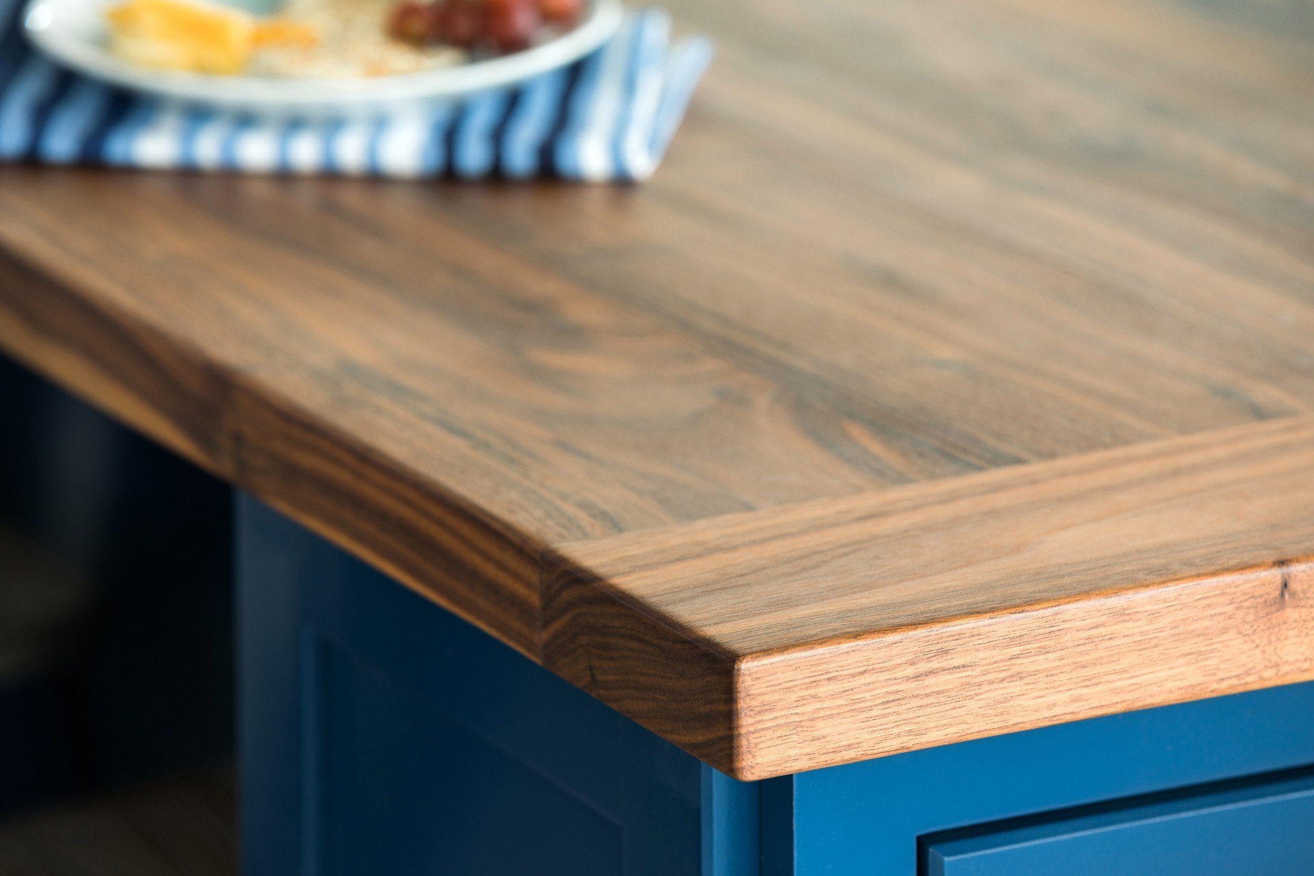 Modrá rustikální kuchyně