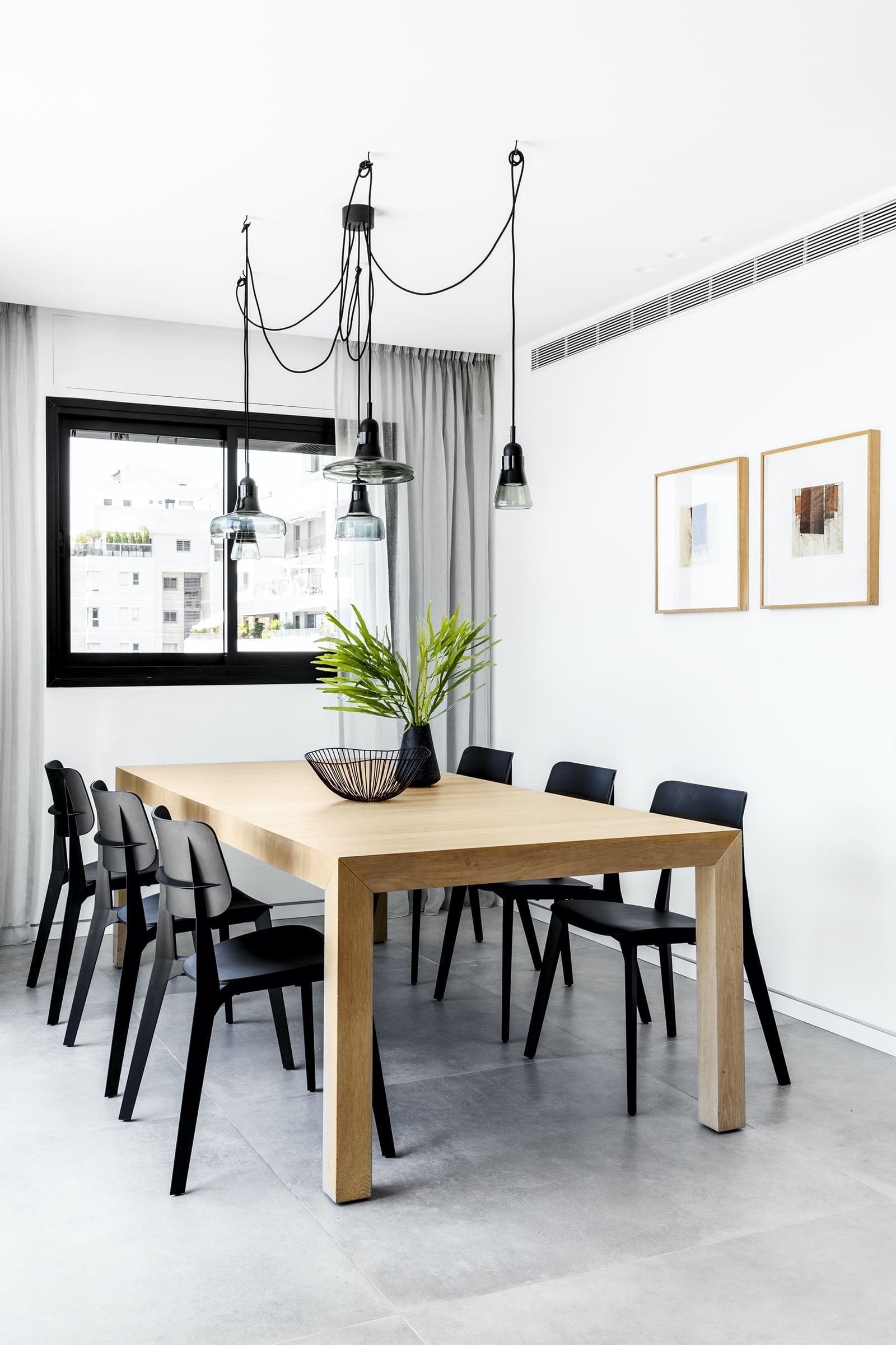 Monochromaticky laděný interiér