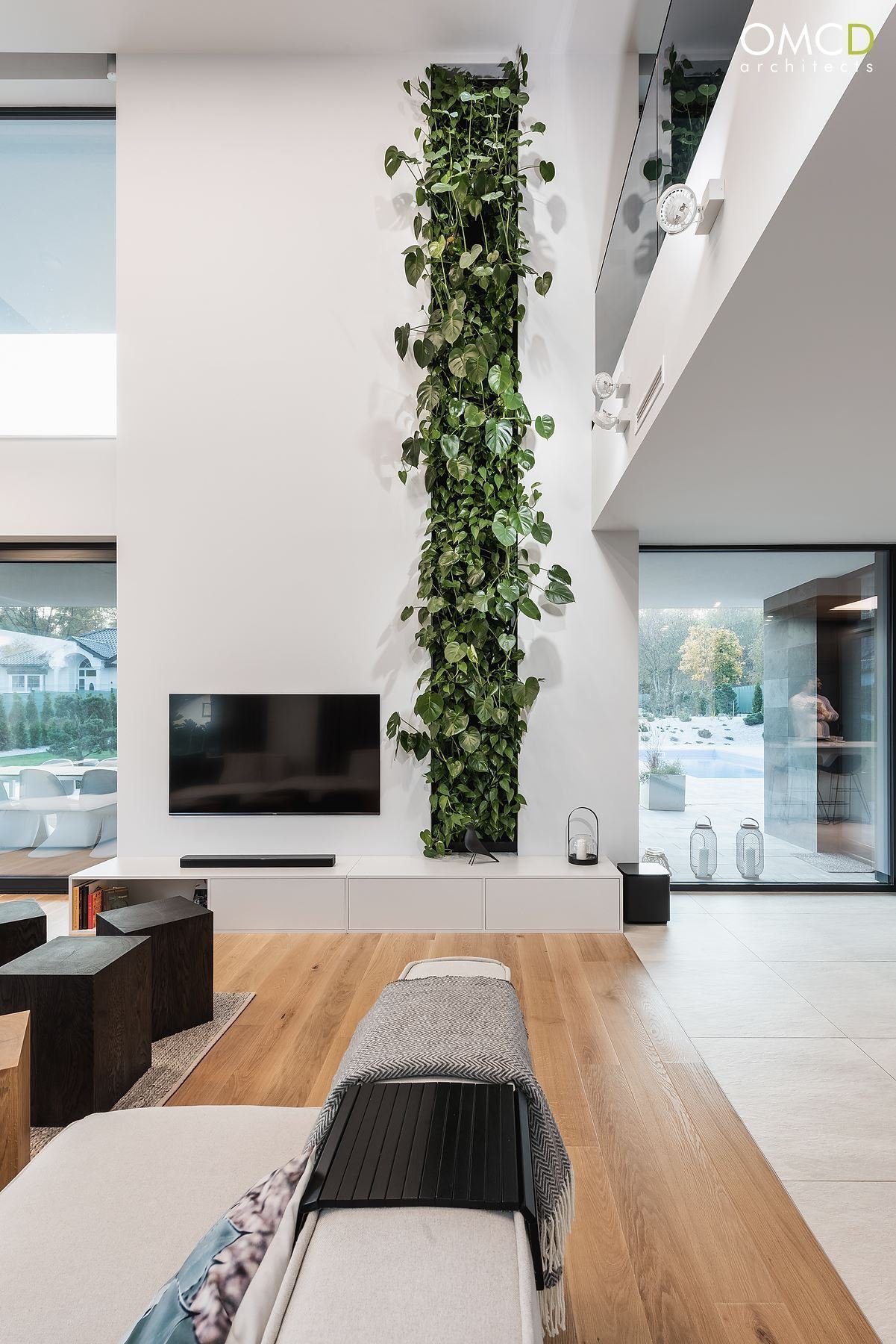 Nadčasový interiér domu v Lublinu