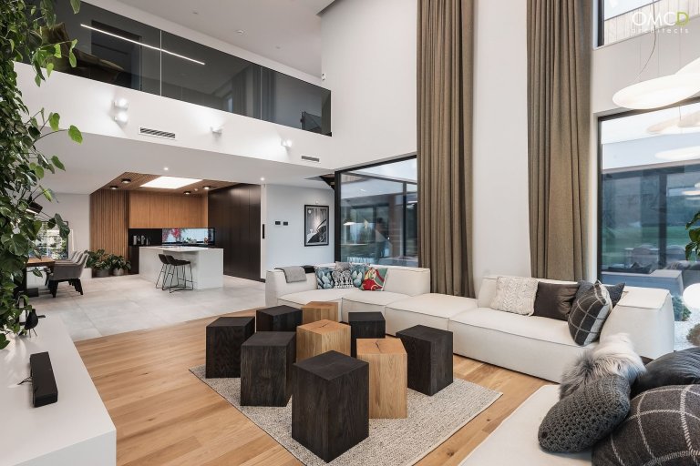 Nadčasový interiér domu v Lublinu