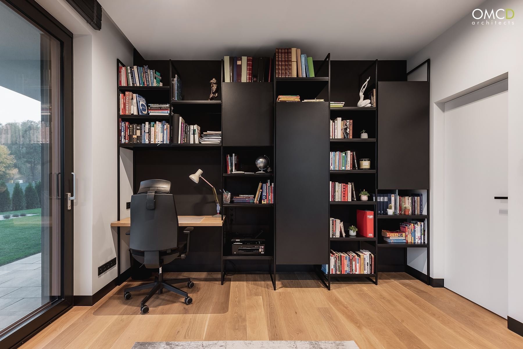 Nadčasový interiér domu v Lublinu