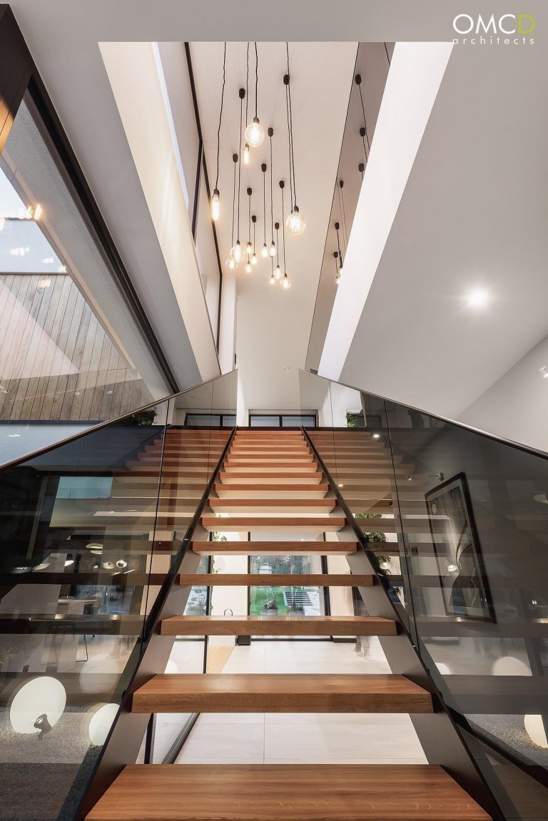 Nadčasový interiér domu v Lublinu