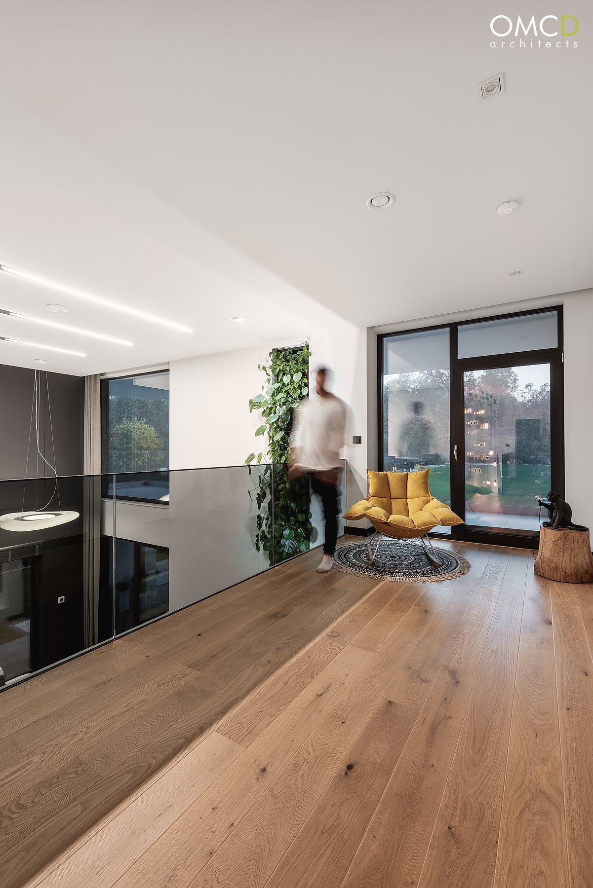 Nadčasový interiér domu v Lublinu