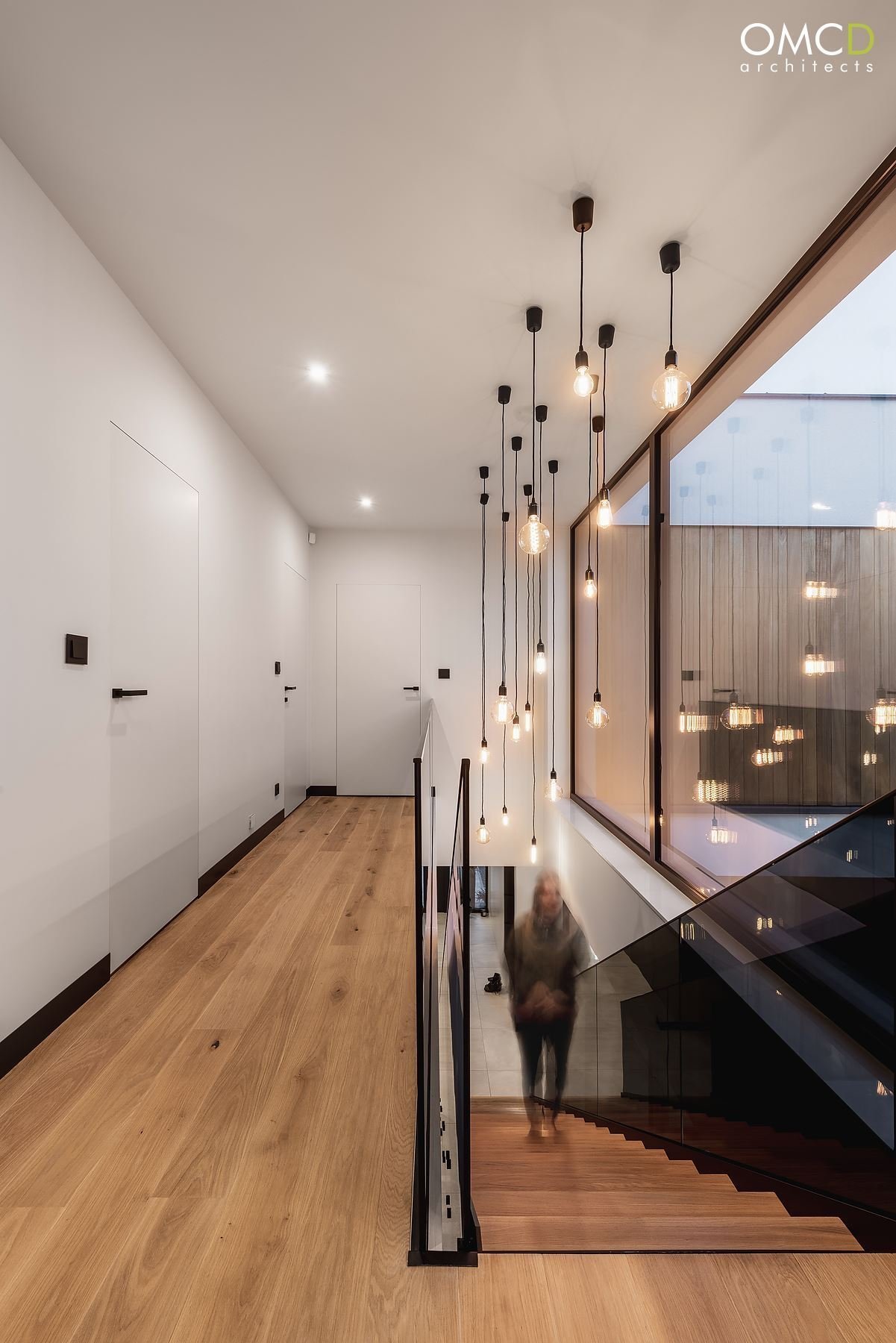 Nadčasový interiér domu v Lublinu