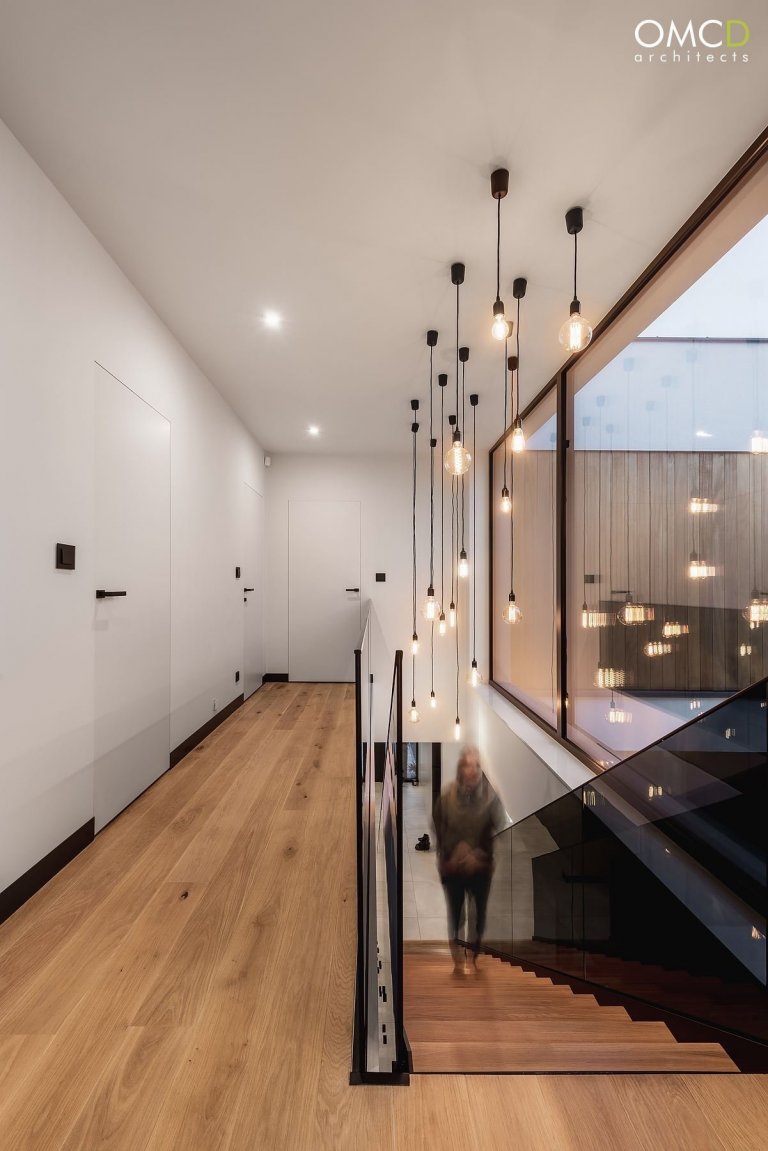 Nadčasový interiér domu v Lublinu