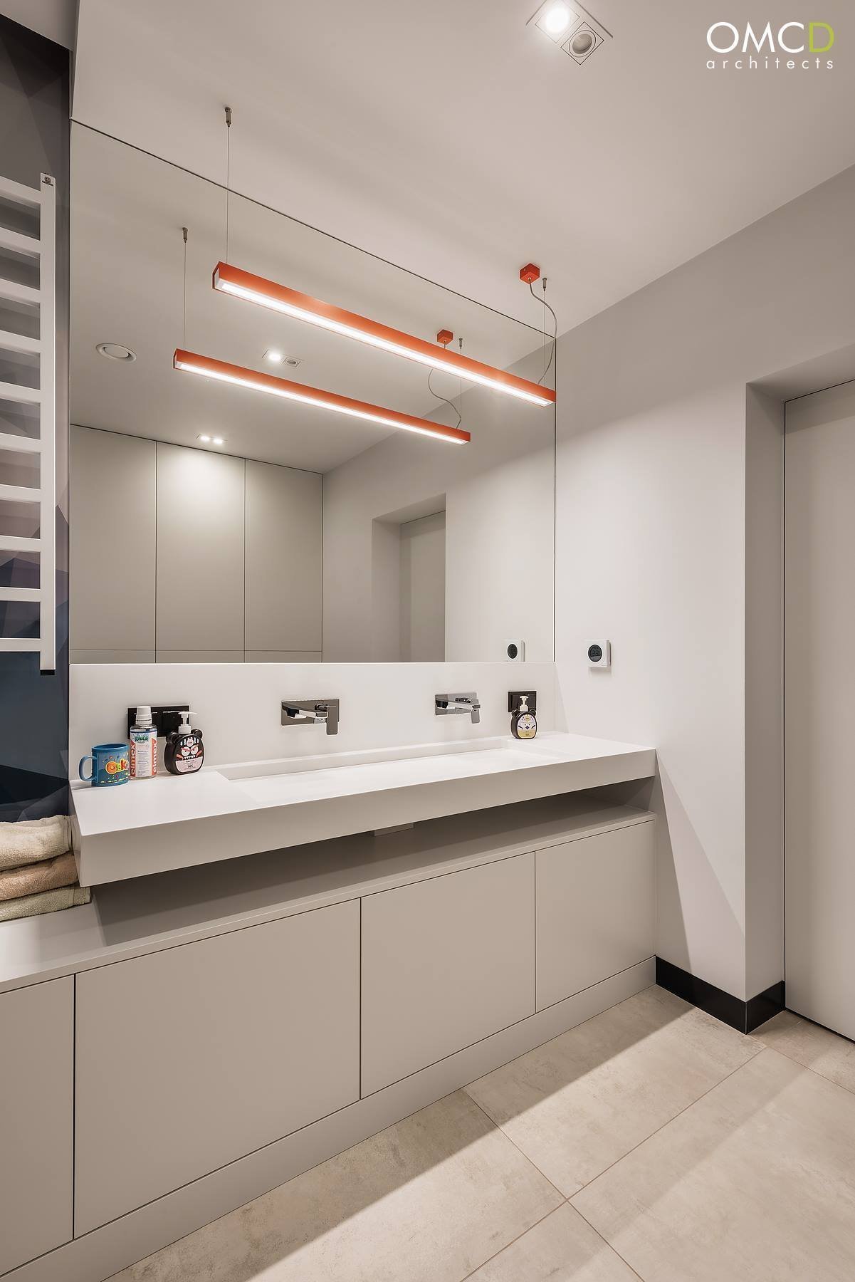 Nadčasový interiér domu v Lublinu