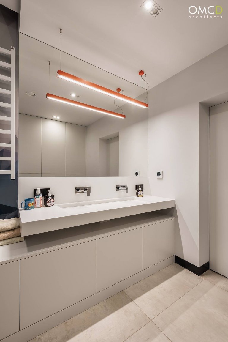 Nadčasový interiér domu v Lublinu