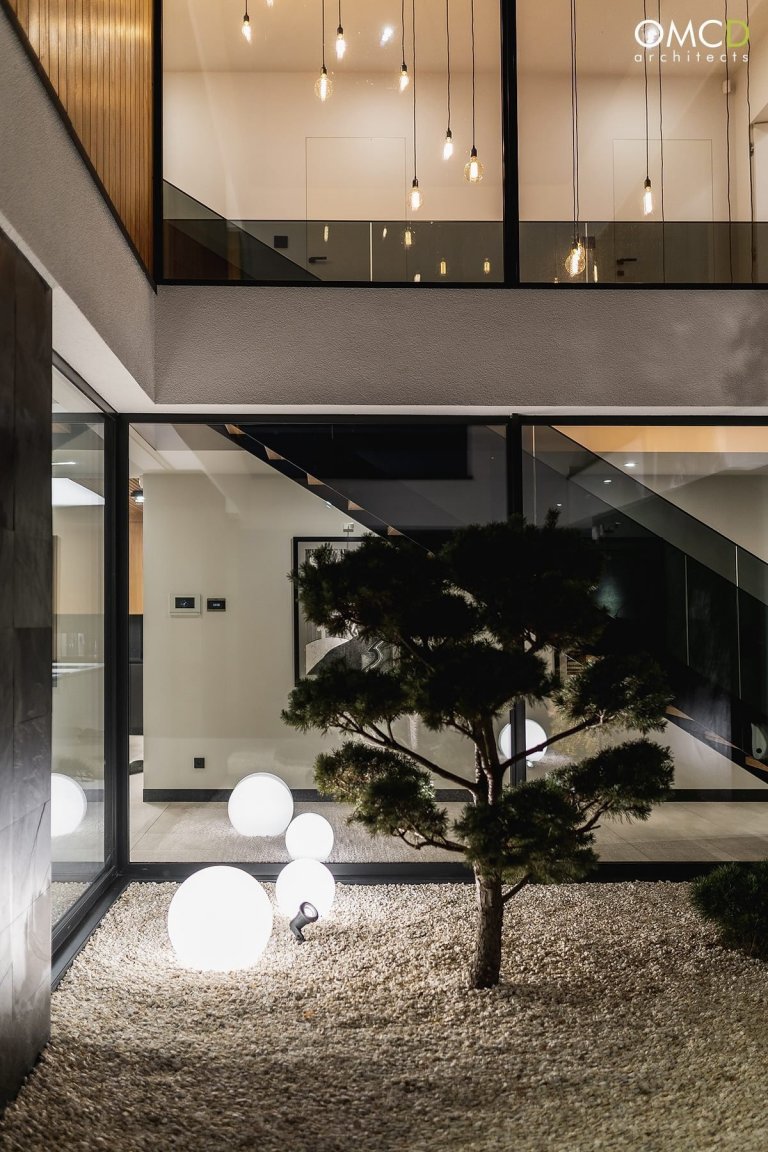 Nadčasový interiér domu v Lublinu