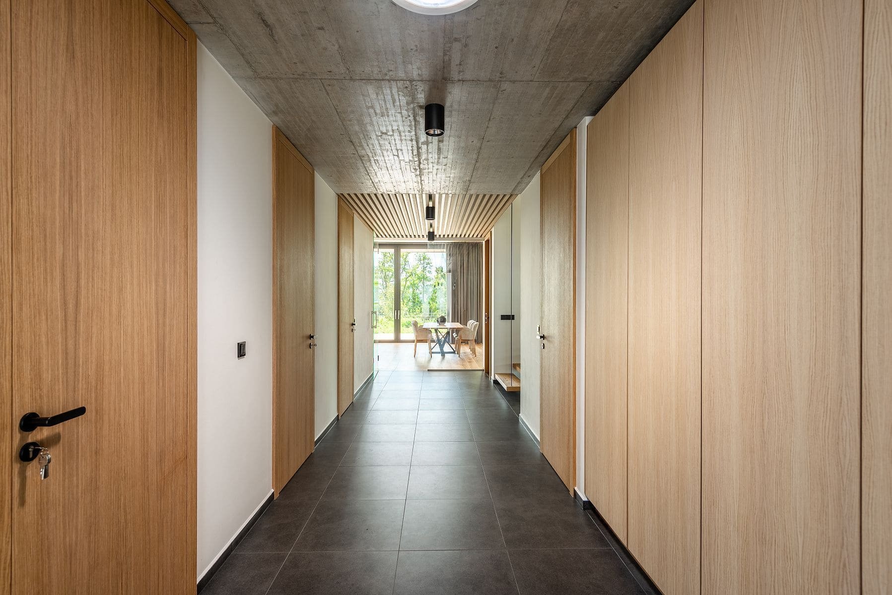 Nadstandardně řešený interiér moderní novostavby