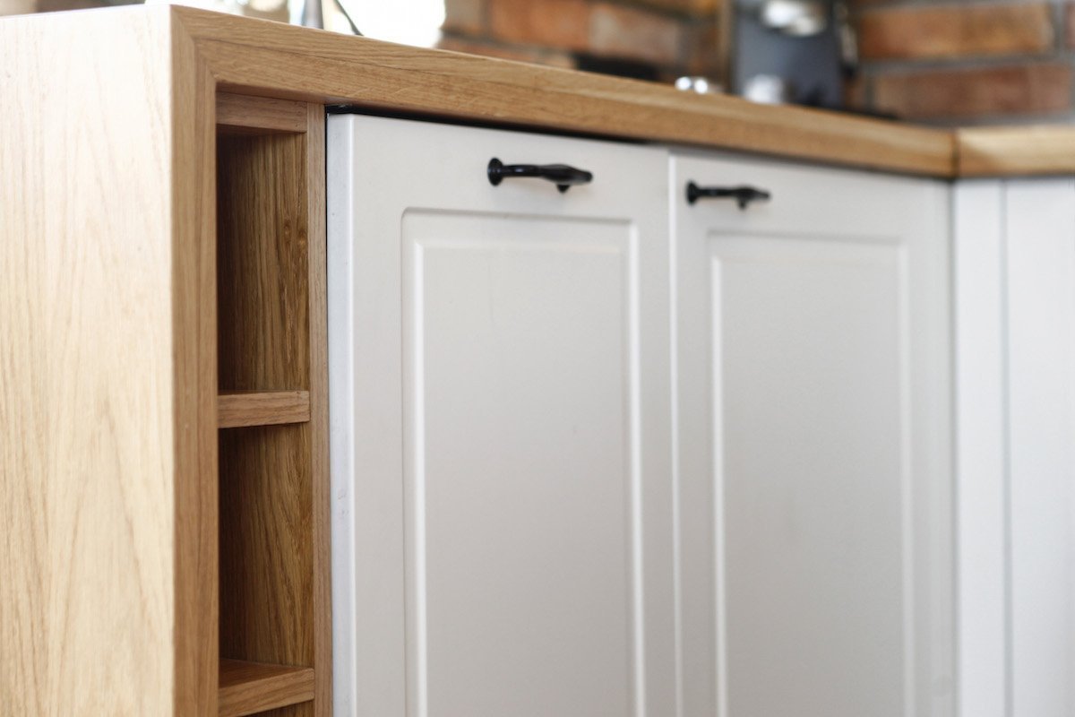 Nahé cihly v interiéru