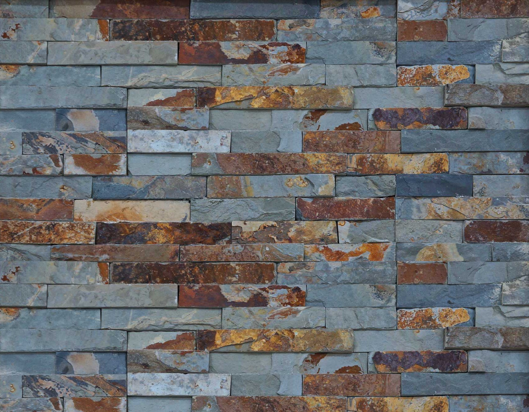 Návrat břidlice do interiéru i do zahrady