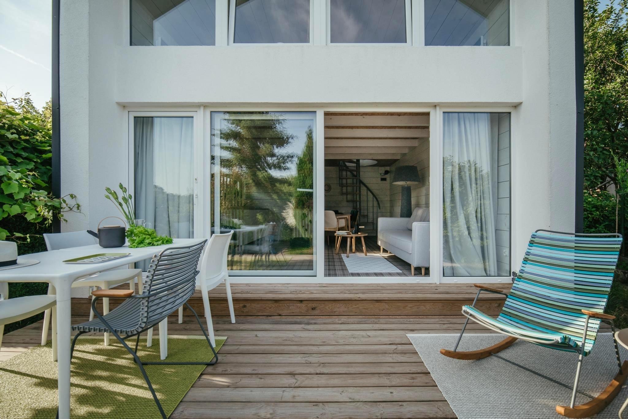 Neobvyklý letní dům inspirovaný dětstvím