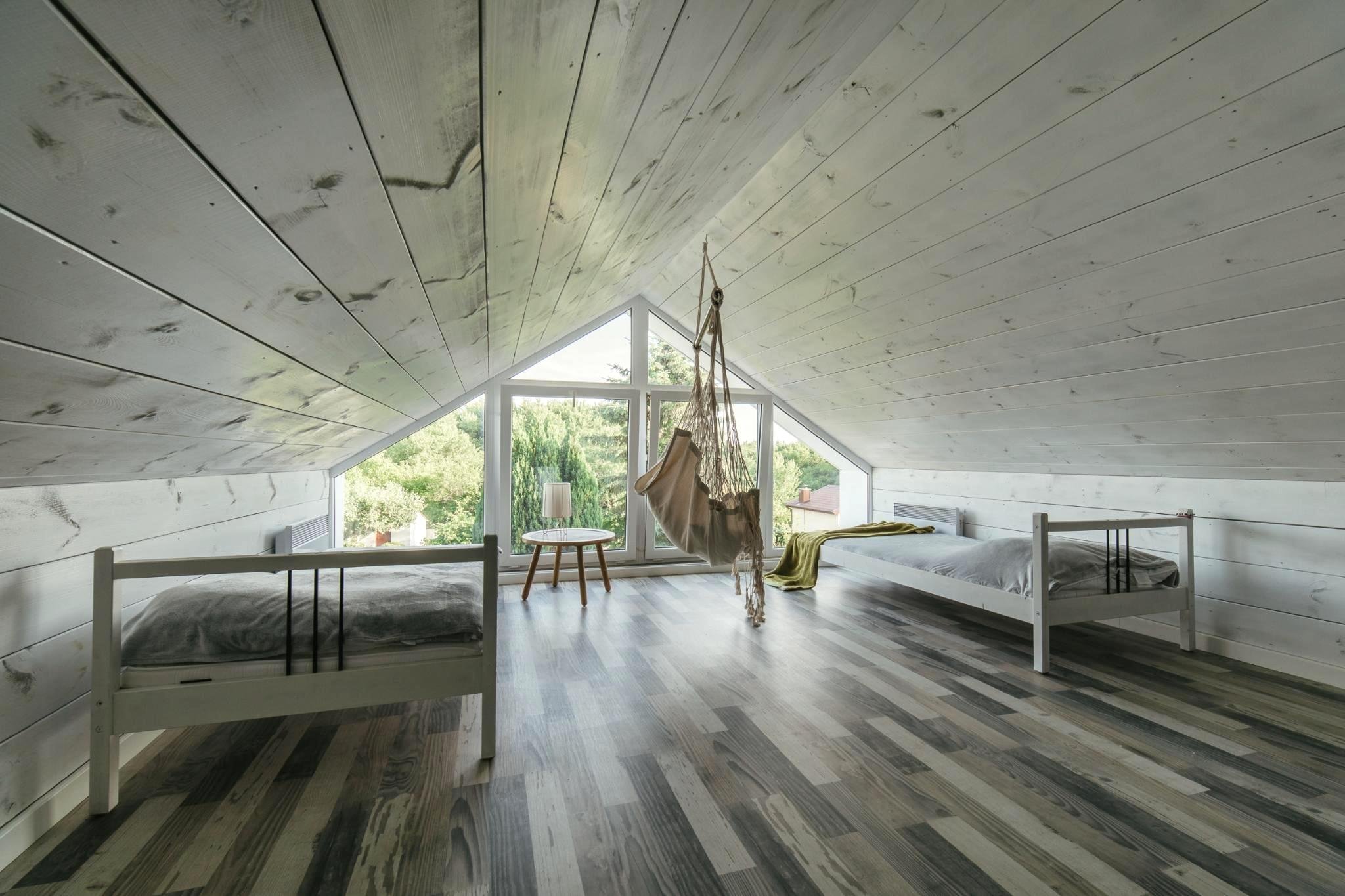 Neobvyklý letní dům inspirovaný dětstvím