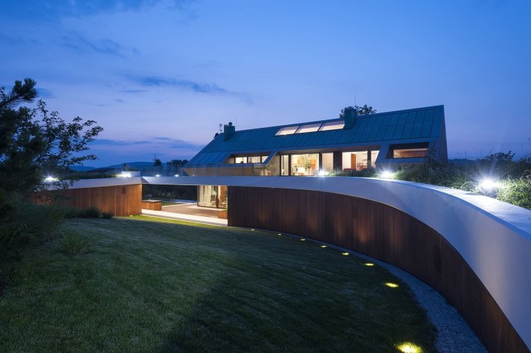 Nepraktický pozemek se stal výzvou pro nový rodinný dům