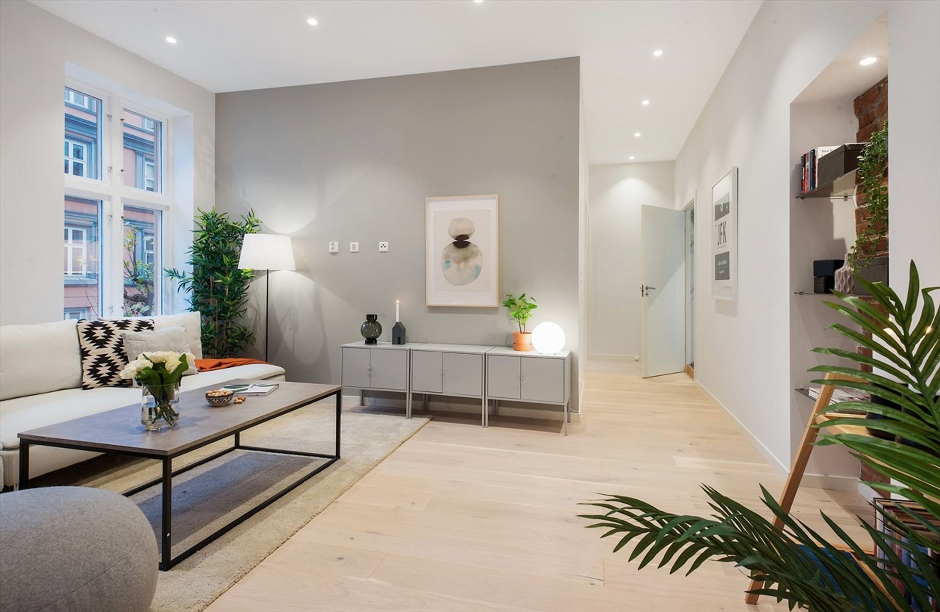 Norský interiér s cihlovou zdí