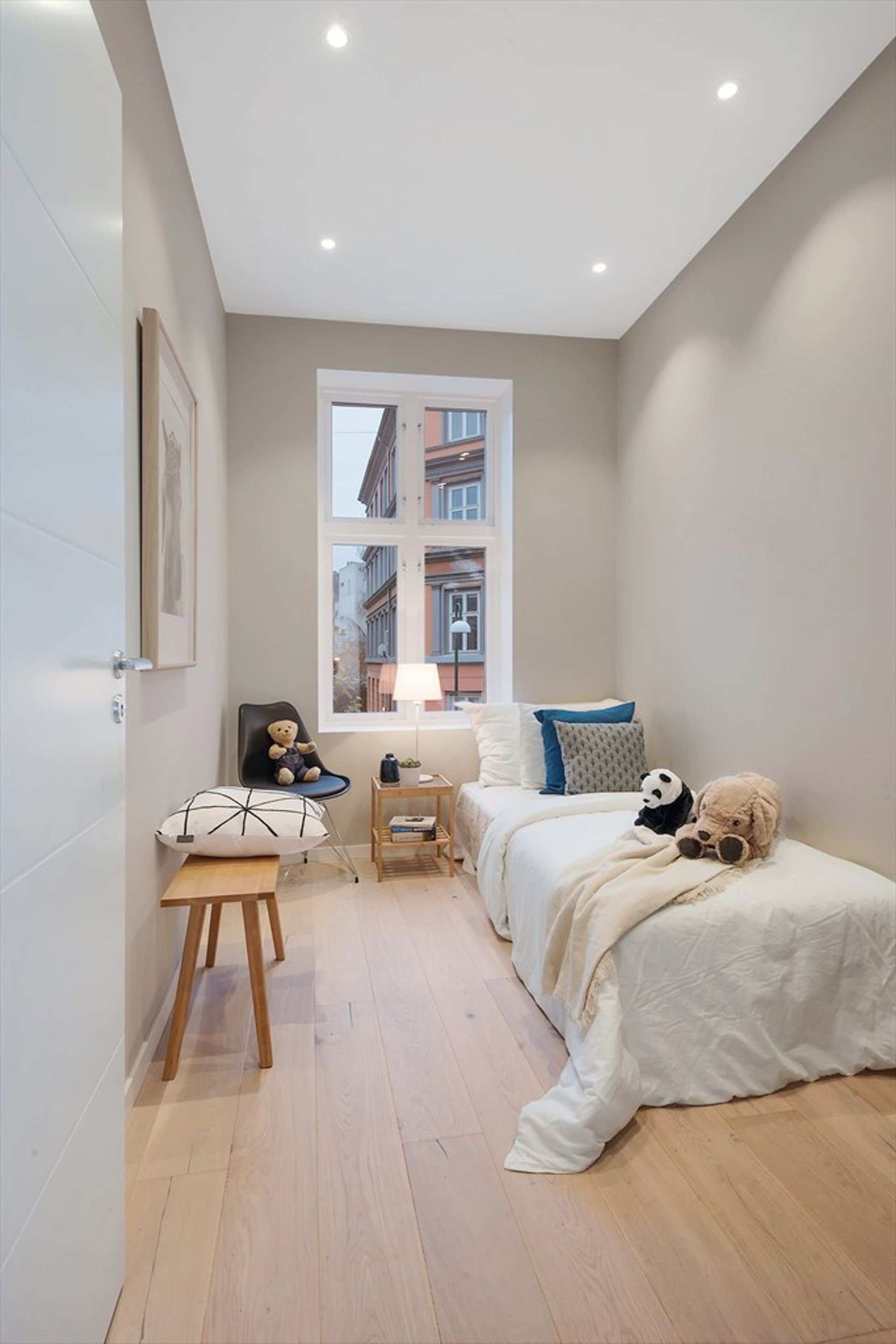 Norský interiér s cihlovou zdí