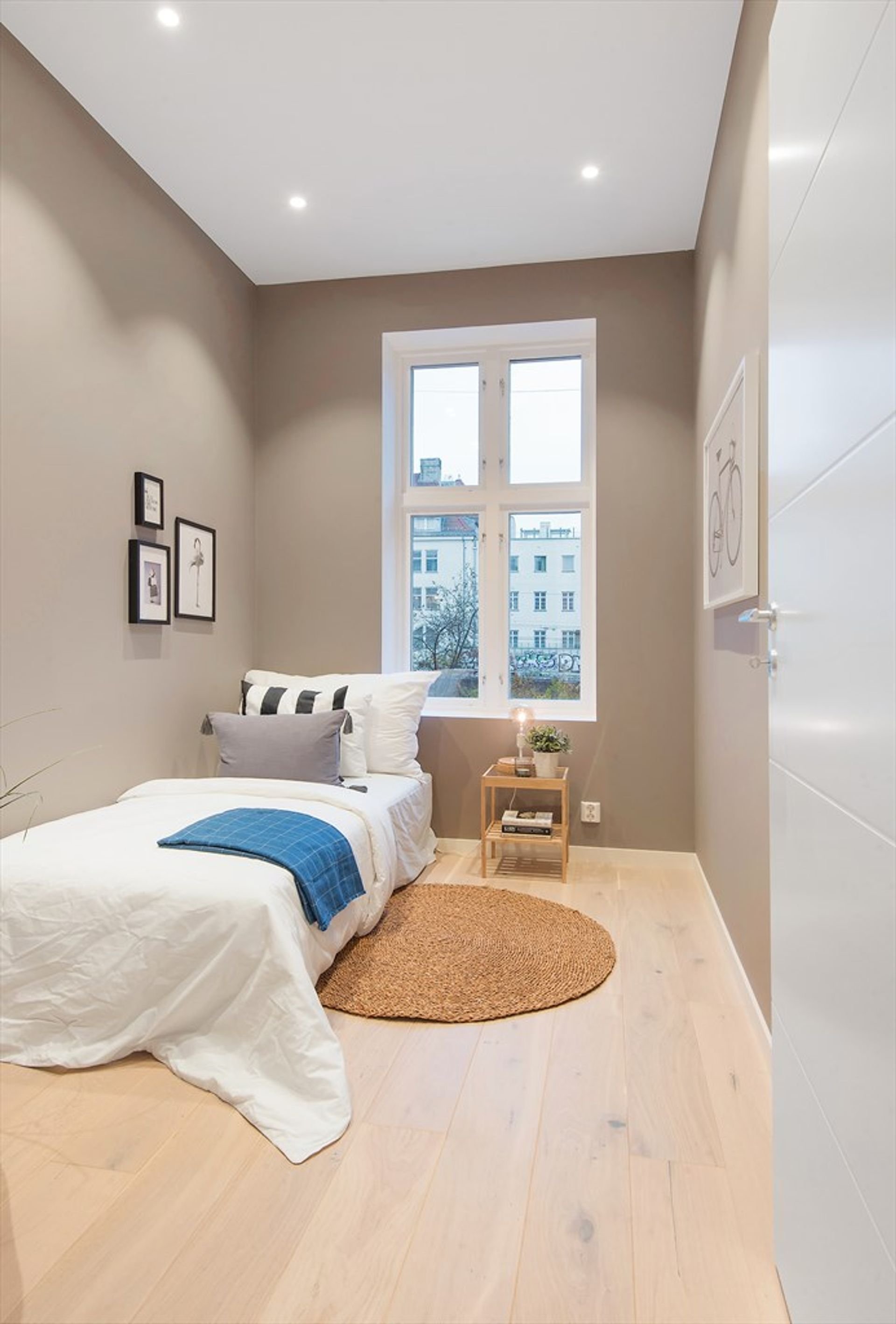 Norský interiér s cihlovou zdí