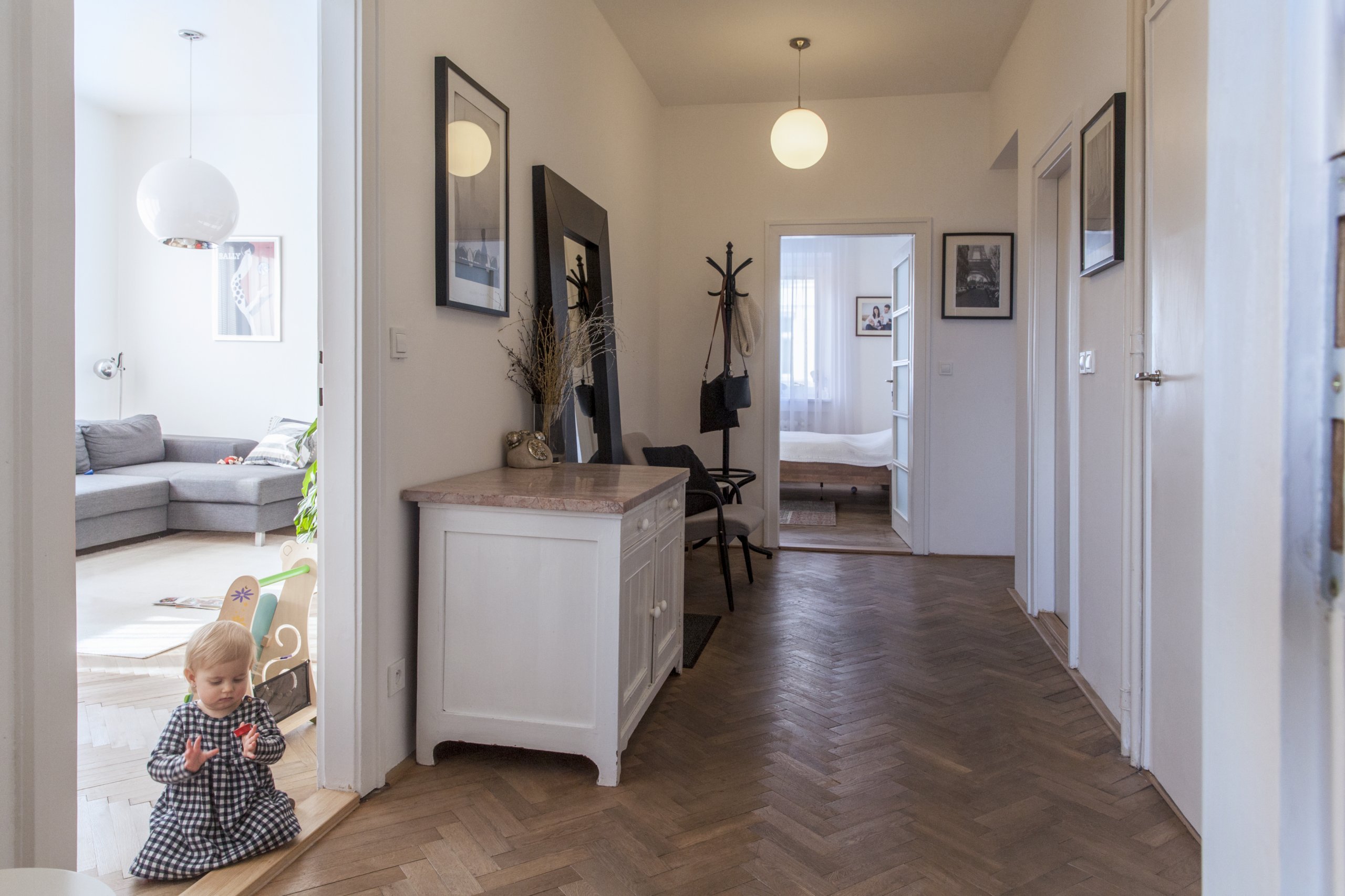 Nový domov pro Jendu, Marušku, Terezku a Rozárku