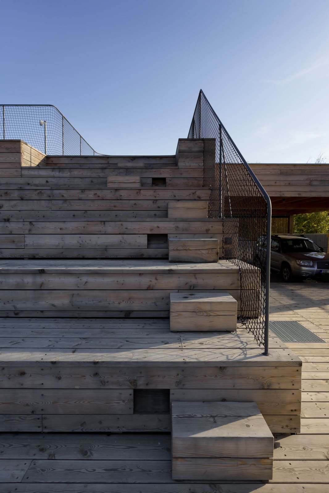 Originální dům na svažitém pozemku