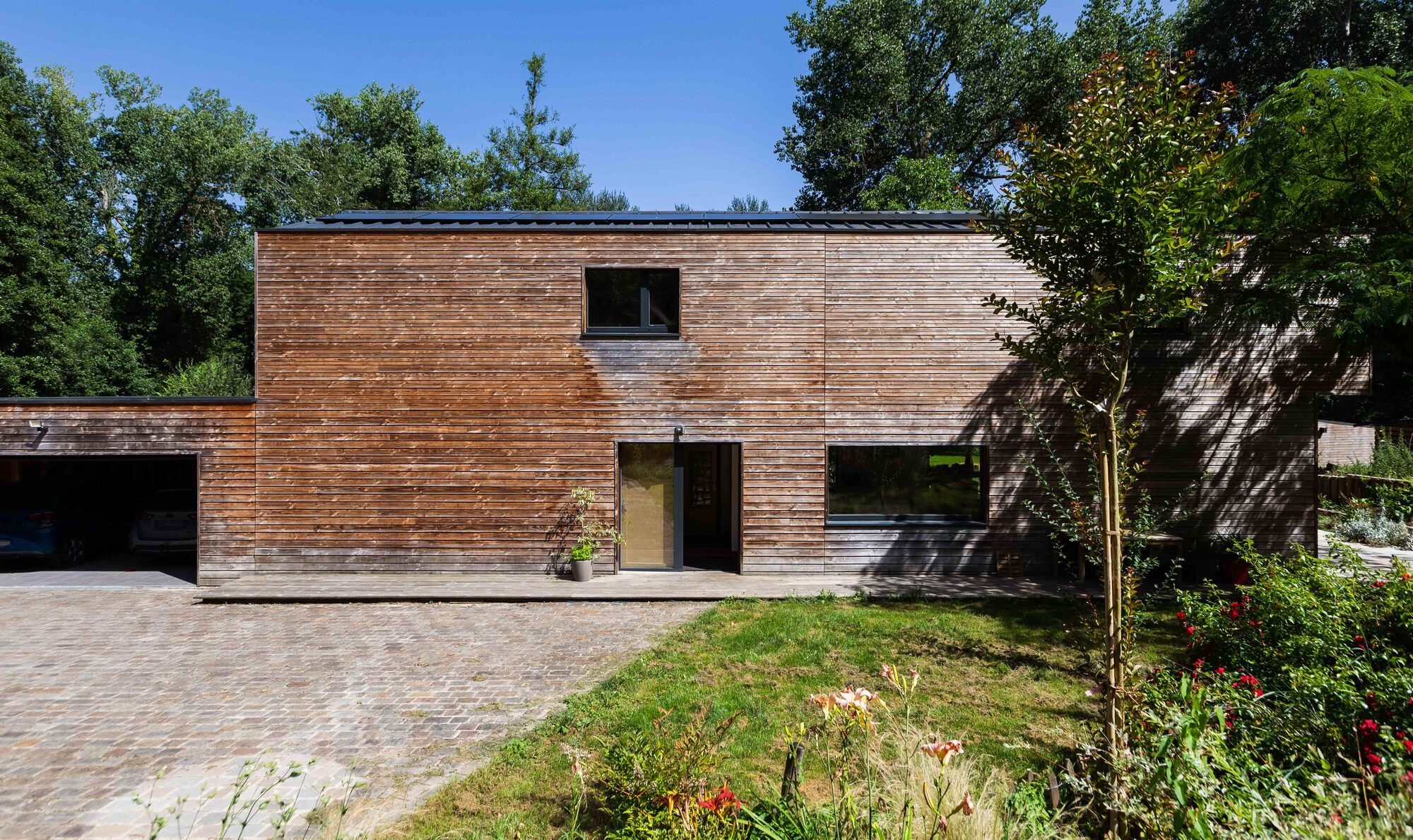 Pasivní dům plný světla a výhledů do zahrady