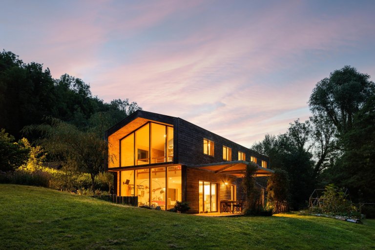 Pasivní dům plný světla a výhledů do zahrady